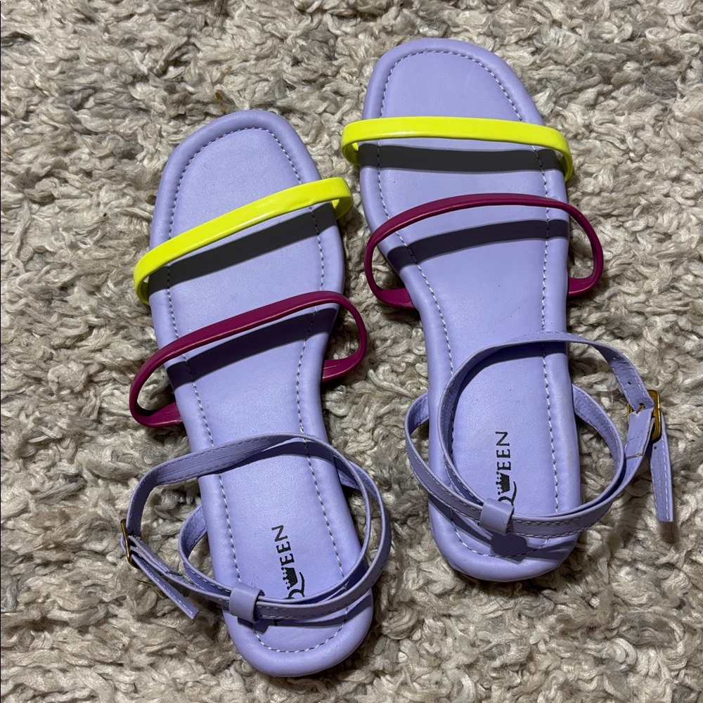 Womens Colorblock Multi Strap Flat Sandals Lavender Neon Yellow Size 8.5 new